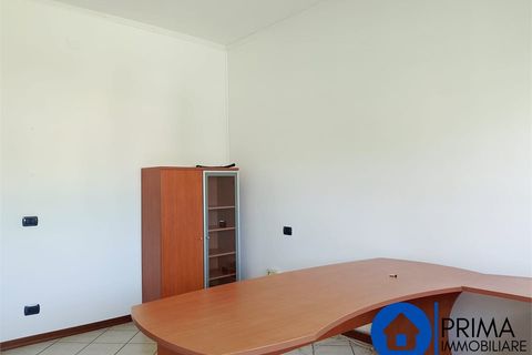 L'establiment comercial a Terni, Terni, Terni - € 600/mes | Ref: DNO-2100 - foto 8
