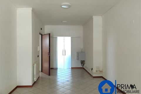 L'establiment comercial a Terni, Terni, Terni - € 600/mes | Ref: DNO-2100 - foto 10