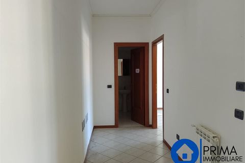 L'establiment comercial a Terni, Terni, Terni - € 600/mes | Ref: DNO-2100 - foto 12