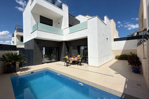 Villa i Benijofar, Alicante, Benijofar - € 425.000 | Ref: SLP2785 - foto 1