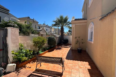 Villa a Torrevieja, Alicante, Torrevieja - € 399.000 | Ref: MLSC3164212/13477 - foto 32