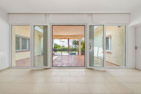 Villa i Empuriabrava, Gerona, Empuriabrava - € 18.000.000 | Ref: W-049TE0 - foto 9