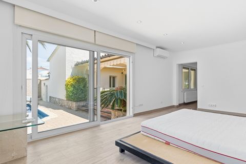 Villa i Empuriabrava, Gerona, Empuriabrava - € 18.000.000 | Ref: W-049TE0 - foto 38