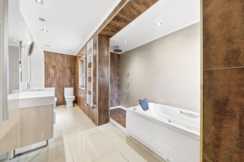 Villa i Empuriabrava, Gerona, Empuriabrava - € 18.000.000 | Ref: W-049TE0 - foto 32