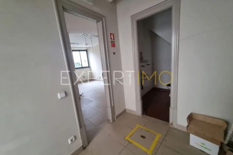 Villa a Melo e Nabais, Guarda, Melo e Nabais - € 43.000 | Ref: CAS_3026 - foto 13