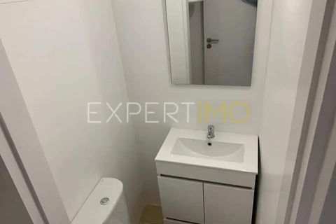 Villa i Amadora, Lisbon, Amadora - € 105.000 | Ref: COM_2618_GAMD - foto 3