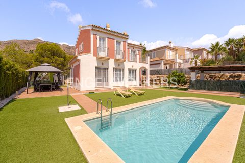 Villa i Finestrat, Alicante, Finestrat - € 810.000 | Ref: W-02VU43 - foto 2