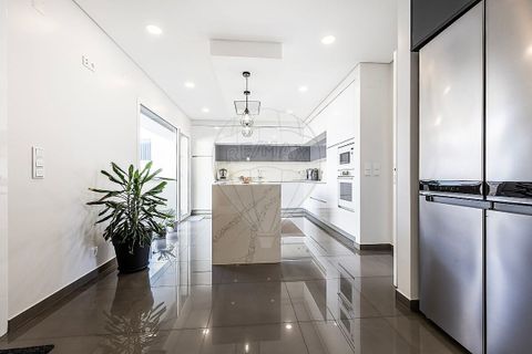 Villa i Odivelas, Lisbon, Odivelas - € 890.000 | Ref: PE-123751718-1 - foto 5
