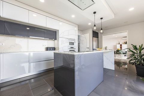 Villa i Odivelas, Lisbon, Odivelas - € 890.000 | Ref: PE-123751718-1 - foto 8