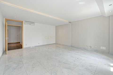 Lejlighed i Amadora, Lisbon, Amadora - € 559.000 | Ref: C0364-05926 - foto 11