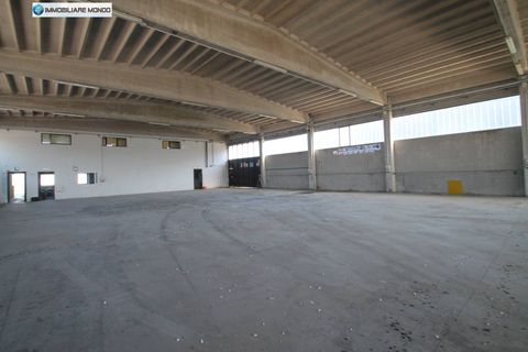 L'establiment comercial a Termoli, Campobasso, Termoli - € 7.000/mes | Ref: F718 - foto 3