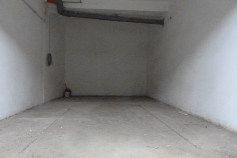 Parkplatz in Termoli, Campobasso, Termoli - € 140/Monat | Ref: F735 - Foto 3