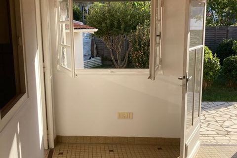 Villa a Bordeaux, Gironde, Bordeaux - € 1.260/mes | Ref: 877295 - foto 2