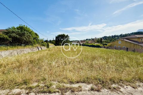 Helårsgrund i La Crau, Var, La Crau - € 329.000 | Ref: getkey_u_529600517 - foto 4