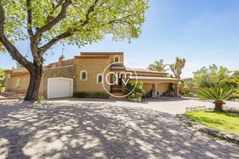 Villa a Carqueiranne, Var, Carqueiranne - € 1.395.000 | Ref: getkey_u_529601591 - foto 3