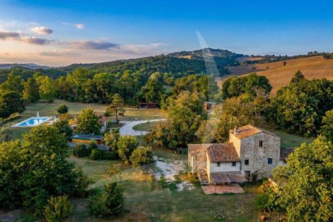 Farm hus i Todi, Perugia, Todi - € 1.285.000 | Ref: A1190RC24476-1156749 - foto 1