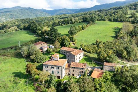 Farm hus i Chiusi della Verna, Arezzo, Chiusi della Verna - € 1.249.000 | Ref: P176-1157212 - foto 2