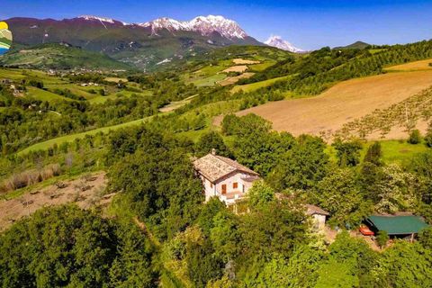 Villa a Penne, Pescara, Penne - € 550.000 | Ref: EL1162-1171502 - foto 2