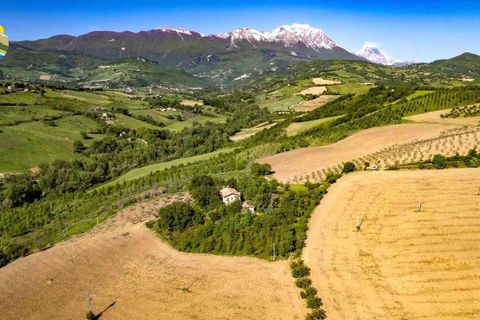 Villa a Penne, Pescara, Penne - € 550.000 | Ref: EL1162-1171502 - foto 8