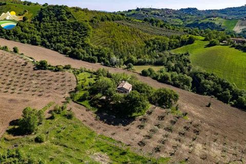 Villa a Penne, Pescara, Penne - € 550.000 | Ref: EL1162-1171502 - foto 19