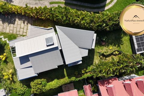 Villa a Le Tampon, La Reunion, Le Tampon - € 630.000 | Ref: 127512897 - foto 2