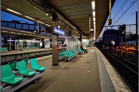 Lejlighed i Rueil-Malmaison, Hauts-de-Seine, Rueil-Malmaison - € 332.000 | Ref: 202172 - foto 2