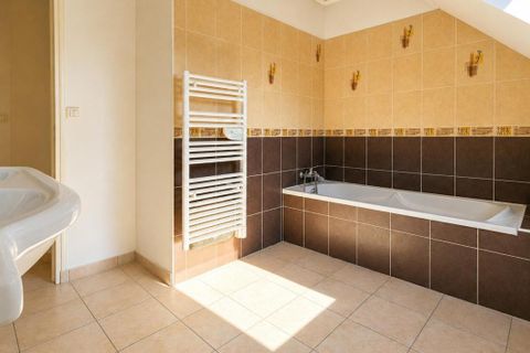 Villa i Change, Sarthe, Change - € 264.000 | Ref: 203745 - foto 8