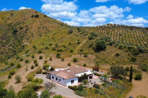 Villa i Alora, Malaga, Alora - € 349.999 | Ref: R5386927 - foto 1