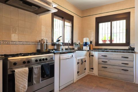 Villa i Alora, Malaga, Alora - € 349.999 | Ref: R5386927 - foto 28