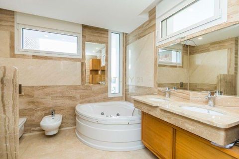 Villa en Ojen, Malaga, Ojen - € 2.300.000 | Ref: 0163-00270 - photo 23
