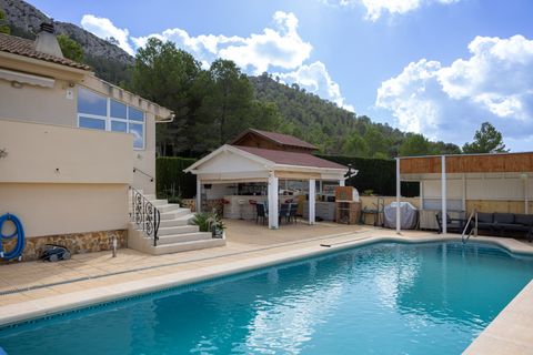 Villa a La Zarza, Alicante, La Zarza - € 385.000 | Ref: BC-ERDO - foto 2