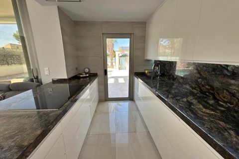 Villa a Orihuela Costa, Alicante, Orihuela Costa - € 859.900 | Ref: M1070/13477 - foto 13