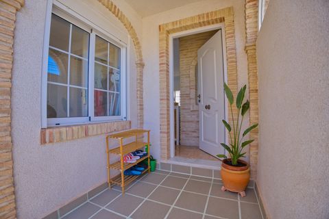Villa a Torrevieja, Alicante, Torrevieja - € 429.000 | Ref: FBU20864 - foto 13