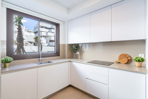 Leilighet i Estepona, Malaga, Estepona - € 890 000 | Ref: CRK207 - foto 11