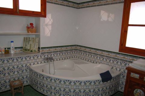 Villa in Nerja, Malaga, Nerja - € 2,000/month | Ref: LTR2062 - photo 4