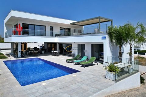 Villa a Alcantarilha, Faro, Alcantarilha - € 1.250.000 | Ref: OP154 - foto 4