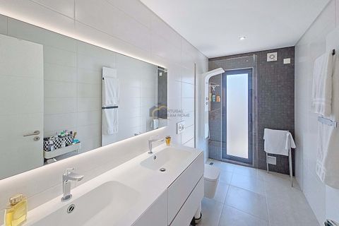 Villa a Alcantarilha, Faro, Alcantarilha - € 1.250.000 | Ref: OP154 - foto 17