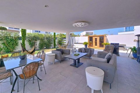 Villa a Alcantarilha, Faro, Alcantarilha - € 1.250.000 | Ref: OP154 - foto 24