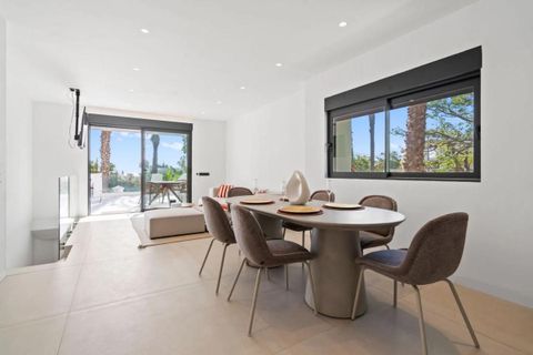 Rækkehus i Estepona, Malaga, Estepona - € 1.040.000 | Ref: 392409__COMPLEX__391/13477 - foto 2