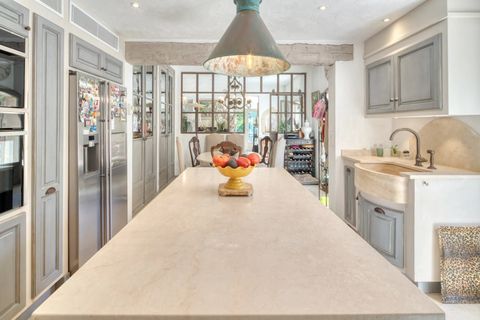Villa i Valbonne, Alpes-Maritimes, Valbonne - € 2.690.000 | Ref: HH-16176889 - foto 2