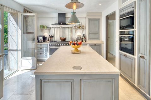Villa i Valbonne, Alpes-Maritimes, Valbonne - € 2.690.000 | Ref: HH-16176889 - foto 8