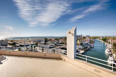 Dupleks i Empuriabrava, Gerona, Empuriabrava - € 450 000 | Ref: W-0499RW - foto 33