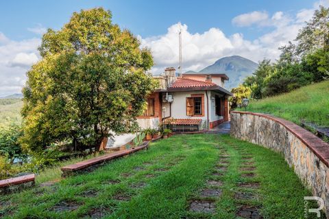 Villa a Camaiore, Lucca, Camaiore - € 980.000 | Ref: R06673CAVI - foto 3