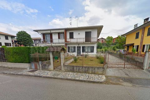 Villa a Casteggio, Pavia, Casteggio - € 210.000 | Ref: GB_510 - foto 2