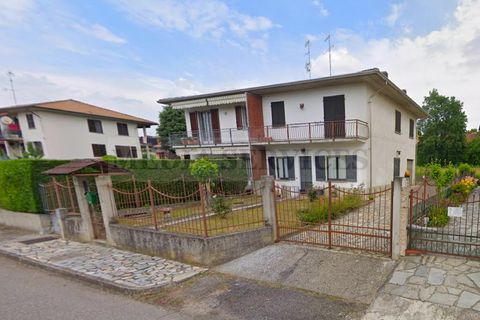 Villa a Casteggio, Pavia, Casteggio - € 210.000 | Ref: GB_510 - foto 3