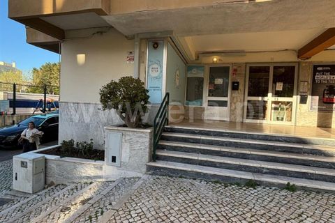 Erhvervsejendom i Oeiras, Lisbon, Oeiras - € 180.000 | Ref: 355260041 - foto 1