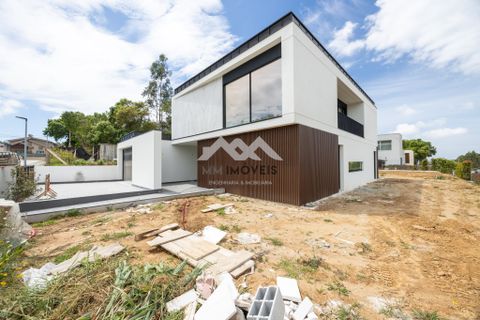 Villa a Serzedo, Porto, Serzedo - € 850.000 | Ref: MM319/25VNG/RJ(1) - foto 30