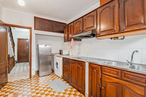 Byhus i Guimaraes, Braga, Guimaraes - € 289.000 | Ref: MOR-00007 - foto 9