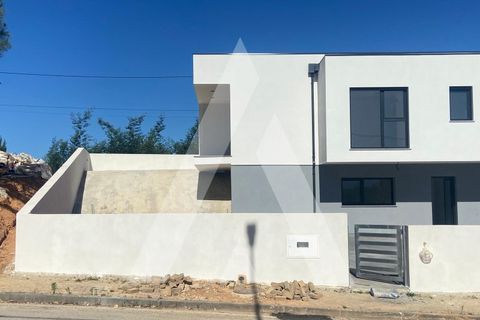Villa i Anadia, Aveiro, Anadia - € 350 000 | Ref: 1051404/26 OB - foto 2