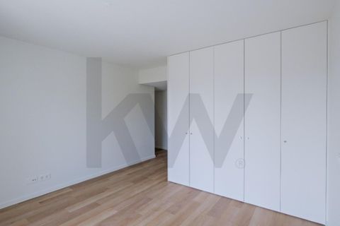 Apartament a Alges, Lisbon, Alges - € 3.000/mes | Ref: KWPT-032669 - foto 16